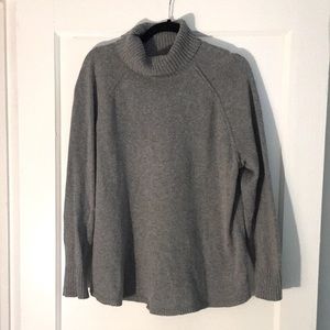 J Jill wool blend turtleneck, L